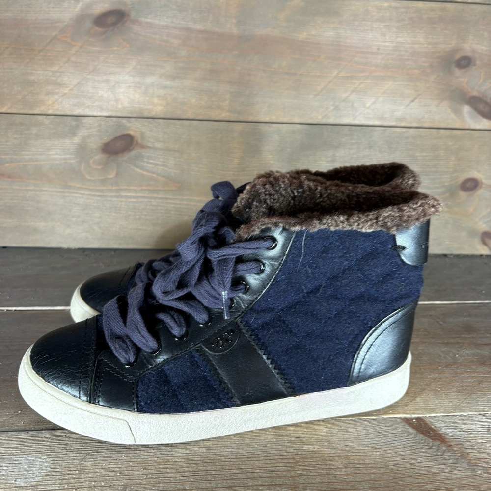 tory burch womens size 6.5 shoes blue fur lined comfort hightop sneakers
